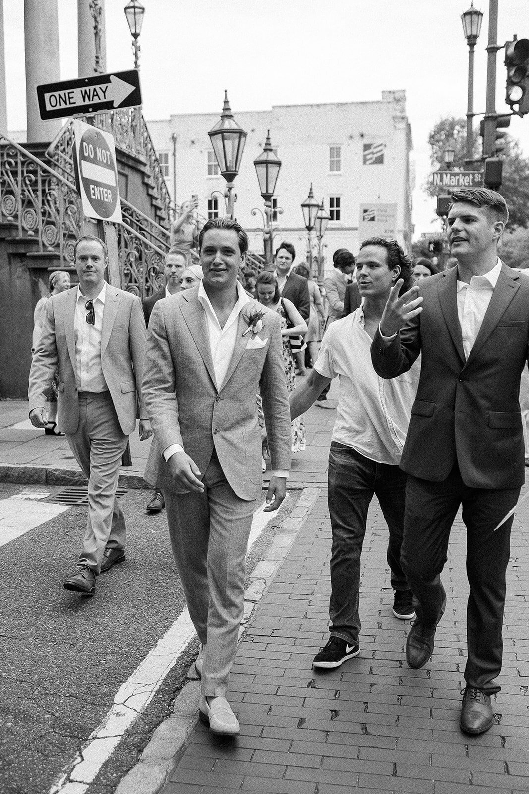 charleston-wedding-photographer-planters-inn-wedding-ceremony4