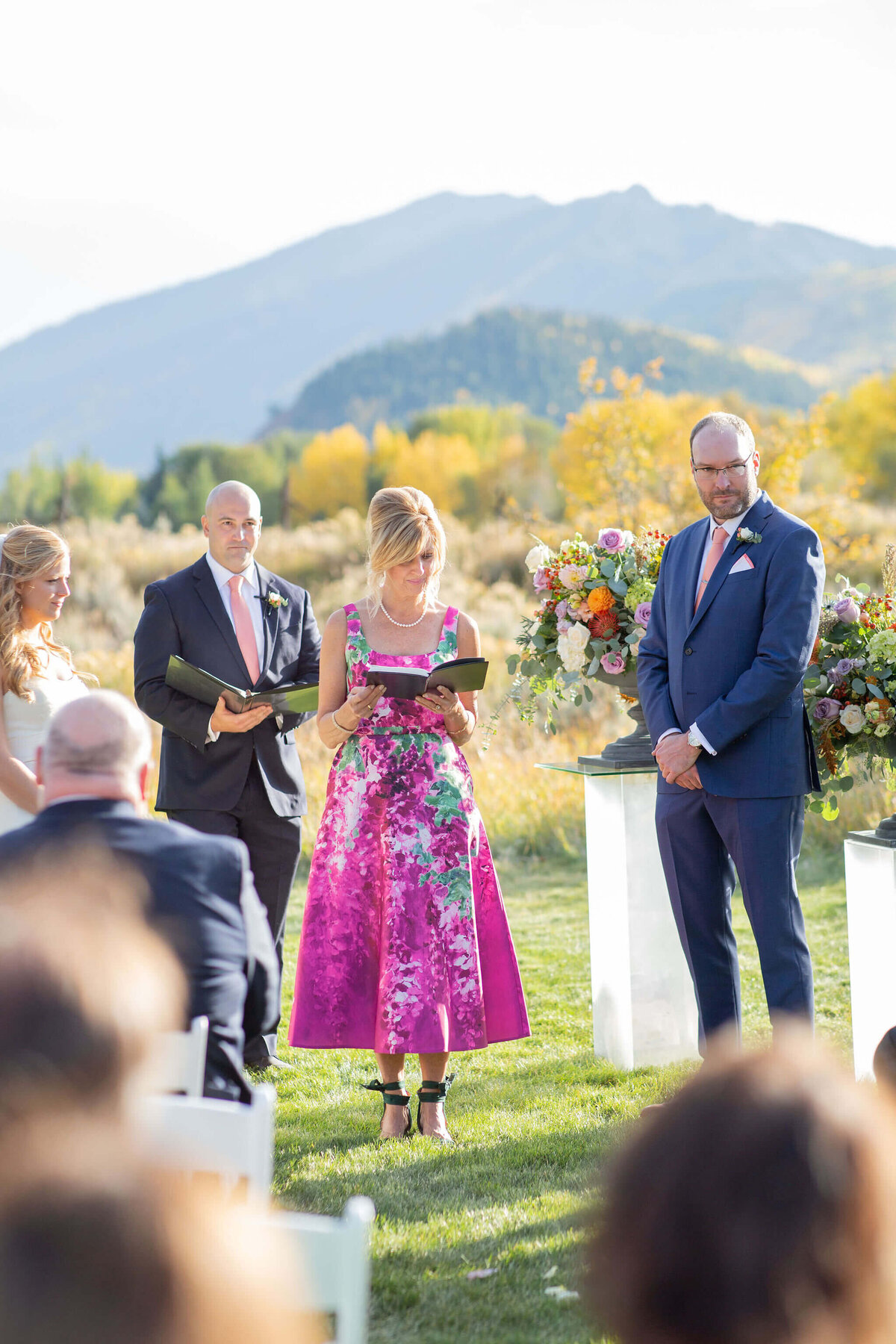 fall-aspen-wedding-ceremony-reading-mom