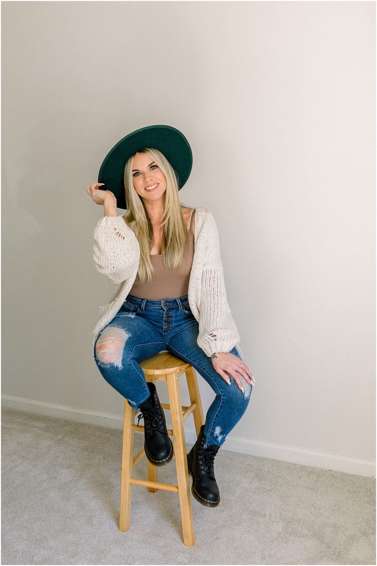 Newnan-Georgia-Branding-Photoshoot-Chels-Freebeauty_0004-1367x2048