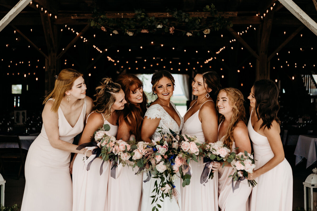 wedding party pictures barn on boundary