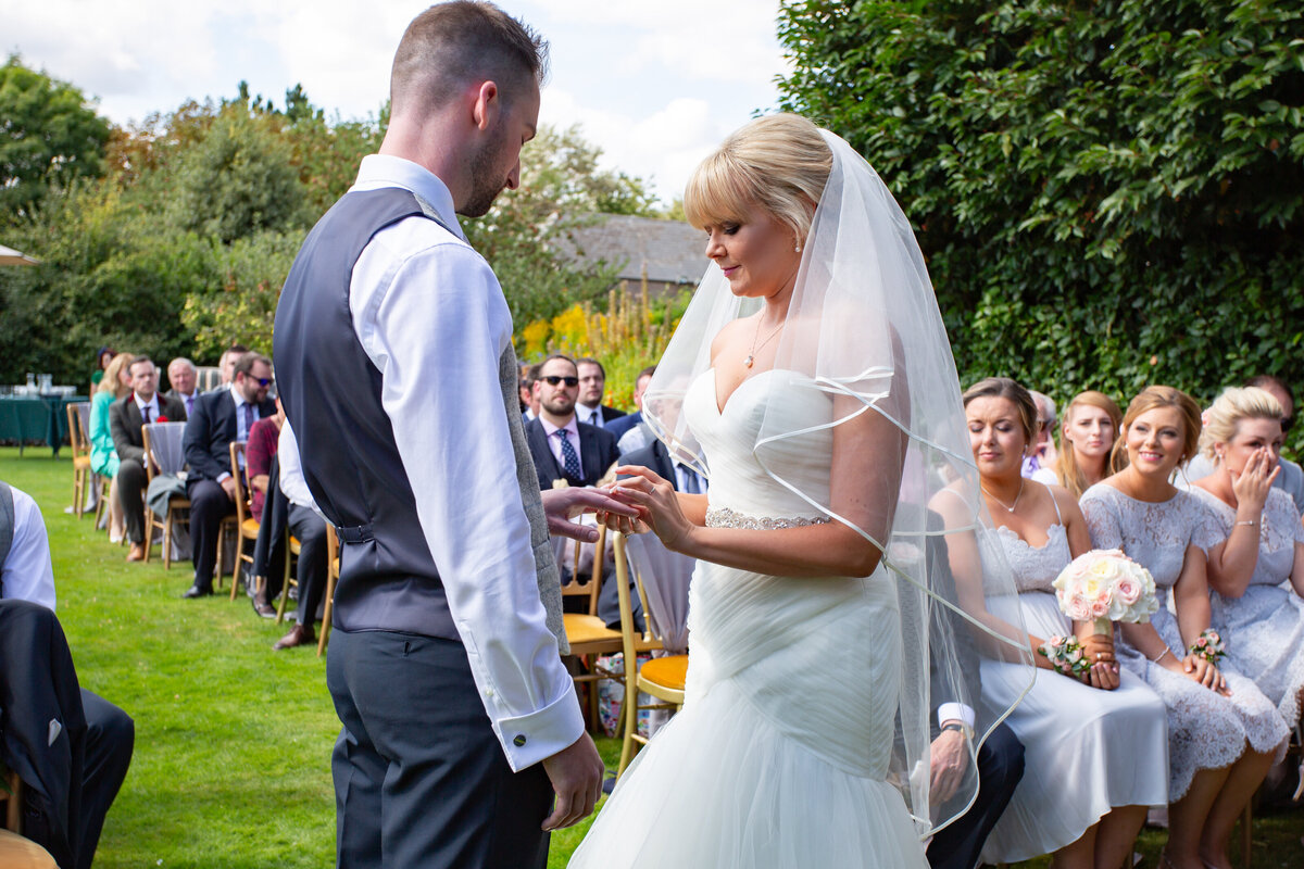 Emma-Gardiner-wedding-photography-012