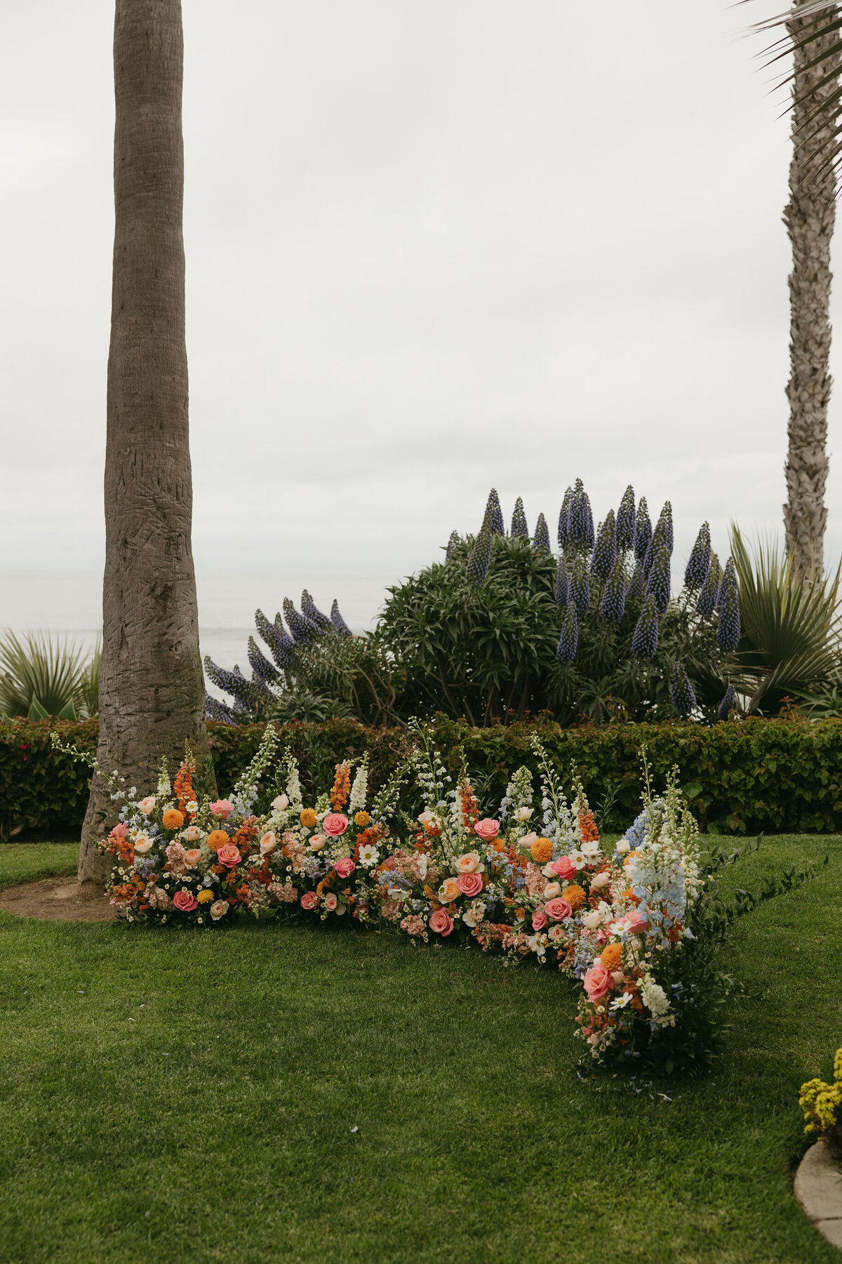 pretty-palm-leaf-event-co-rebekan-and-ben-wedding-ole-hanson-18