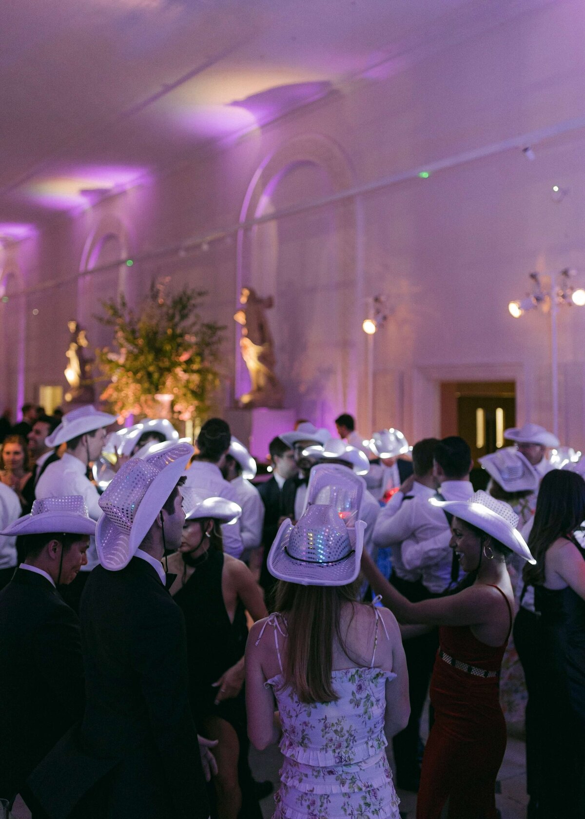 Anna-Vish-Wedding-Kew-Gardens-Chloe-Lowe-Photography-853