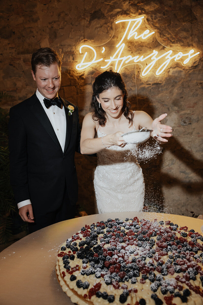 wedding-reception-live-assembly-tuscany-laurianevega