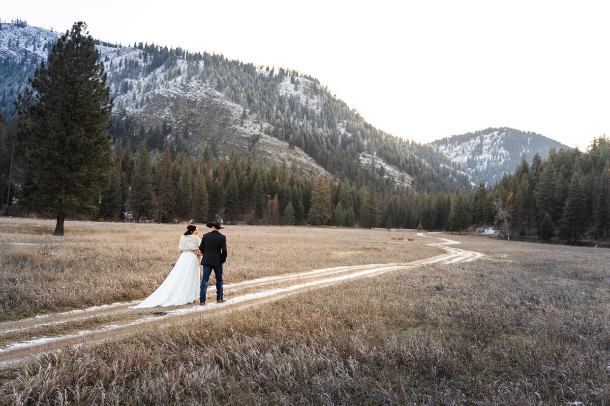 Evan+Alexie Alpine Falls Ranch Montana Wedding-164