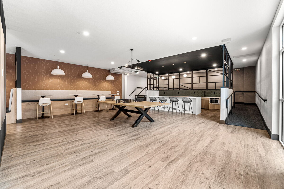 3-web-or-mls-203-1330-Gaylord-Amenities-Print