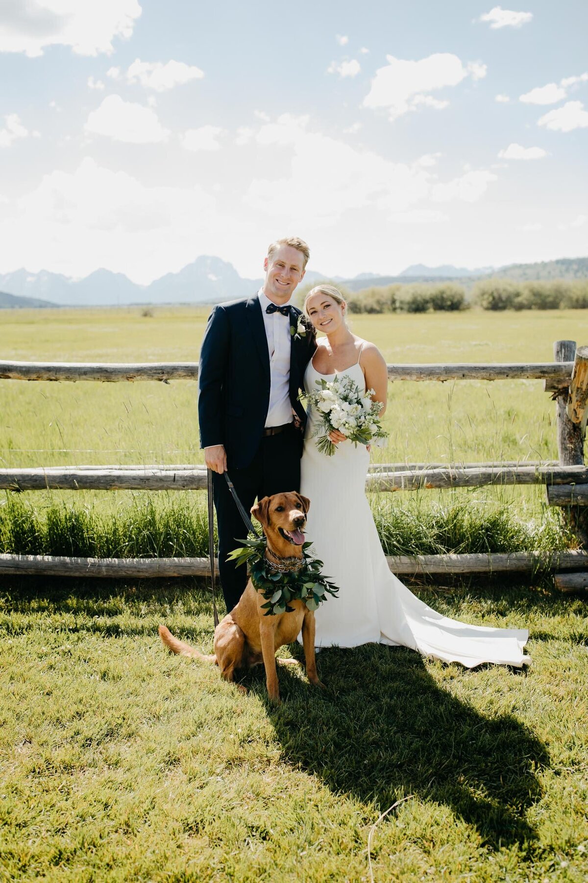 Diamond-Cross-Ranch-wedding-couple-and-dog