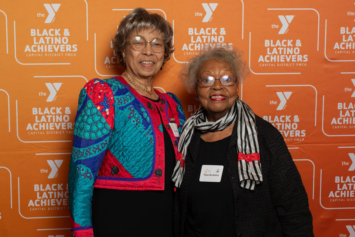 CDYMCA-BLACK AND LATINO ACHIEVERS-SALUTE AWARDS-11