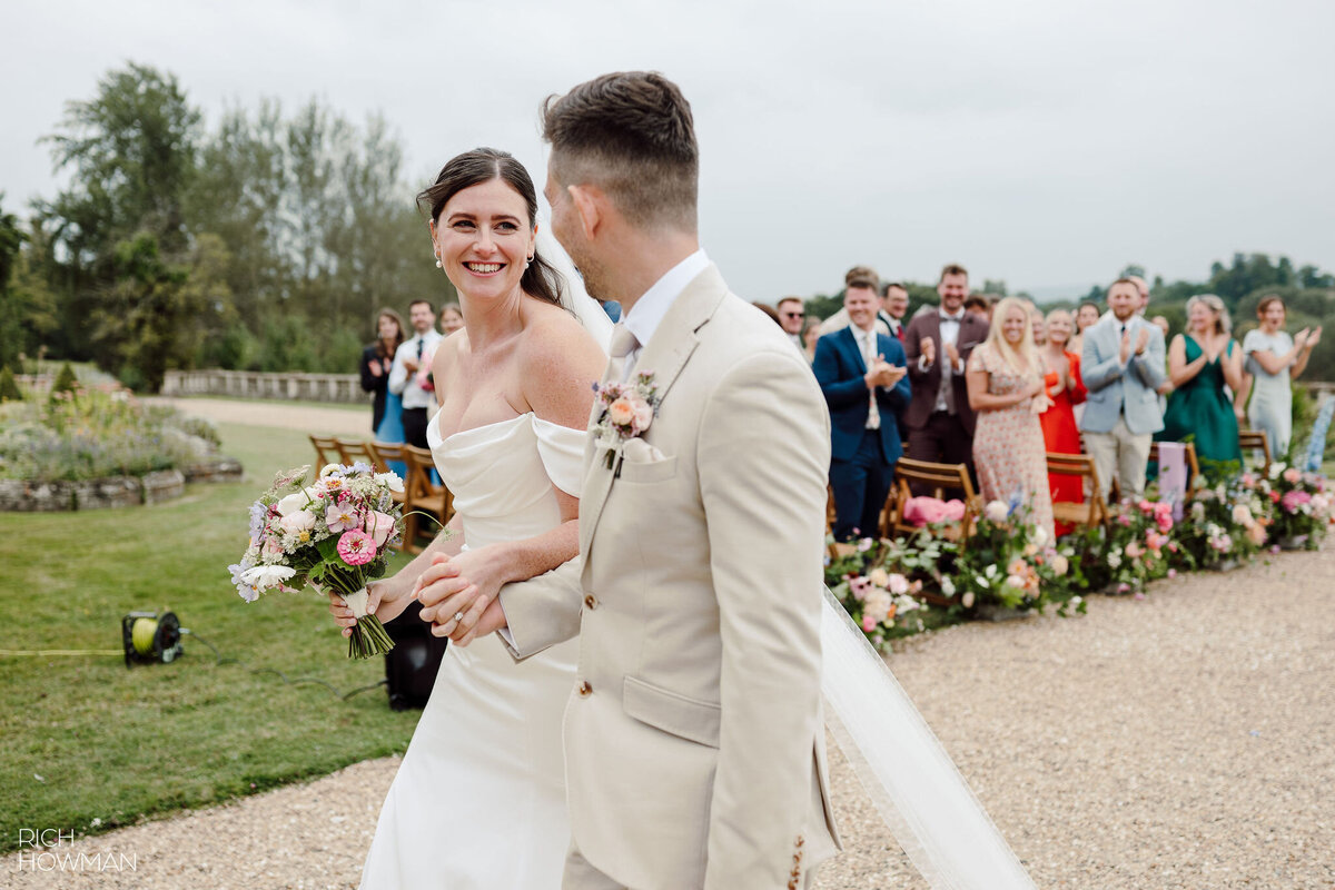 Bride and Groom aisle confetti