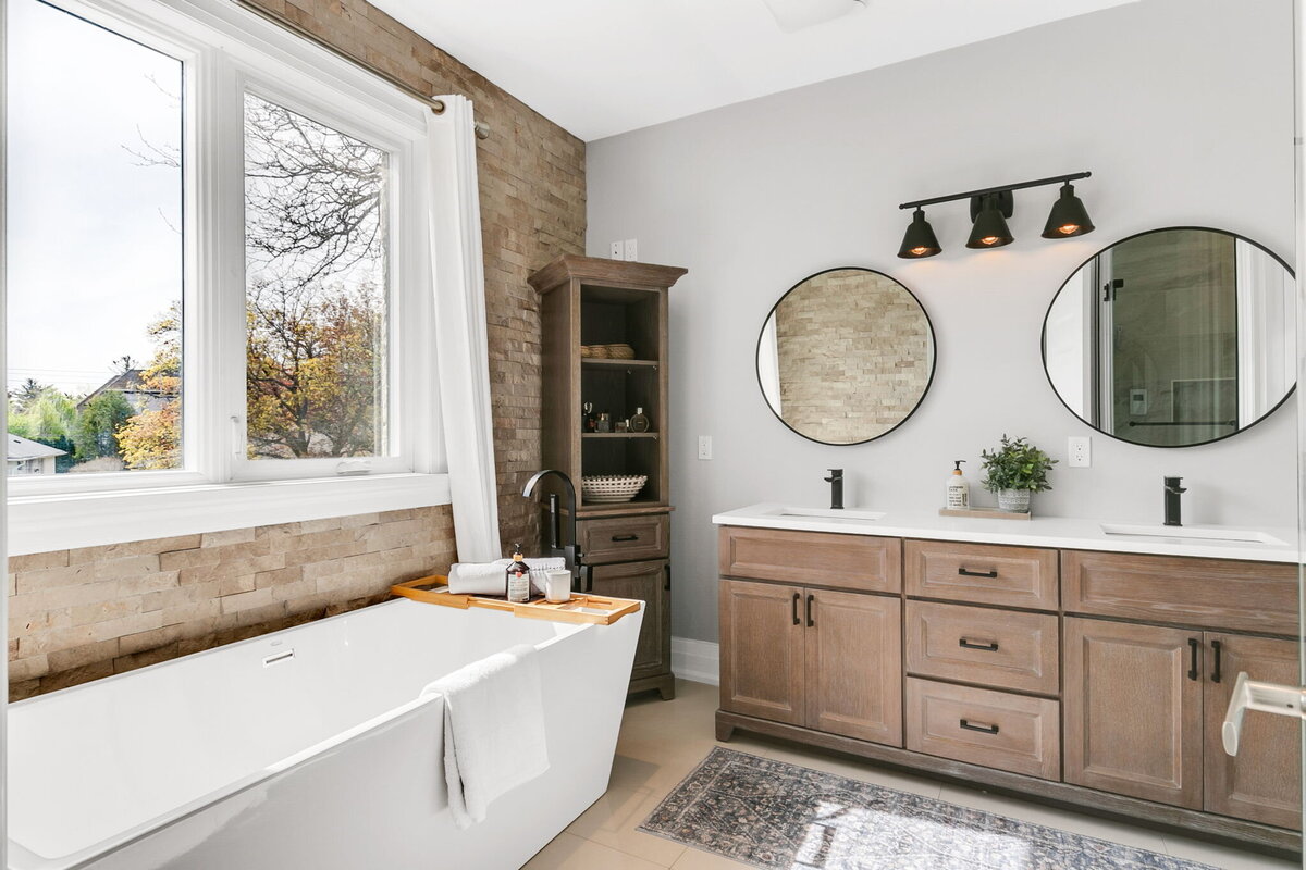 47-web-or-mls-27_001_Master Ensuite
