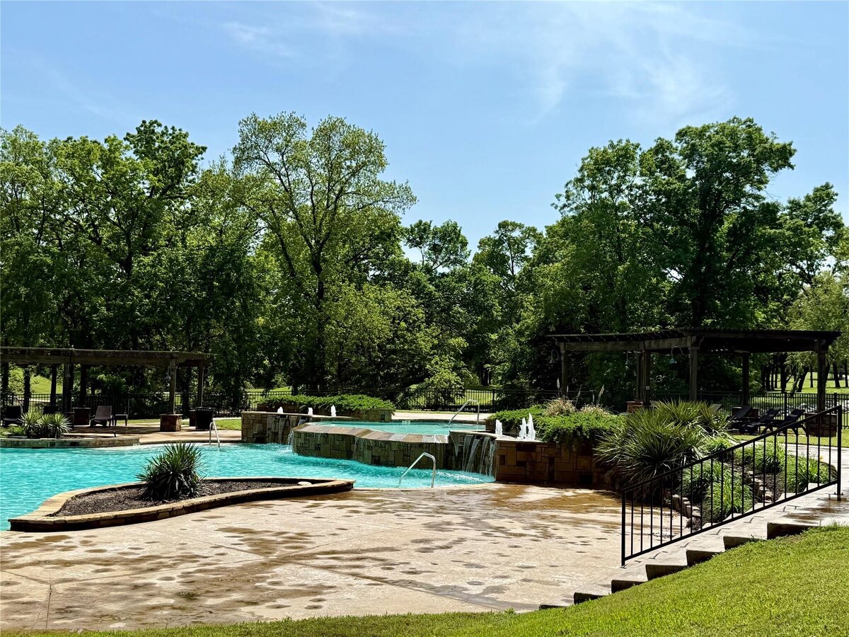 poolwaterfall