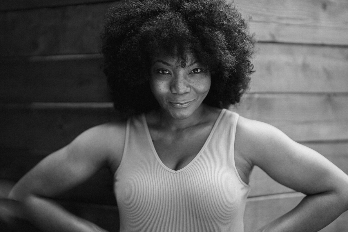 artistic-black-and-white-female-portrait2