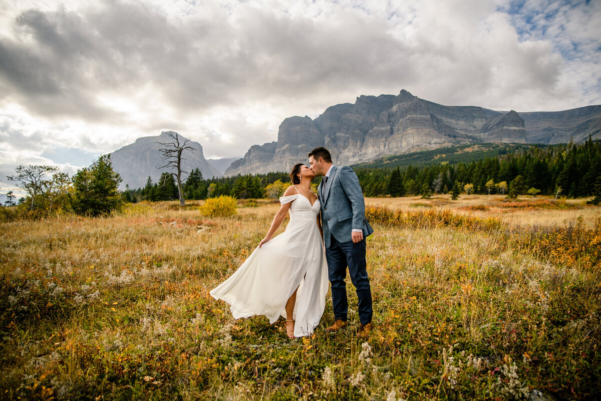 Glacier-park-elopement-montana-wedding-engagement-proposal-photographer-planning007