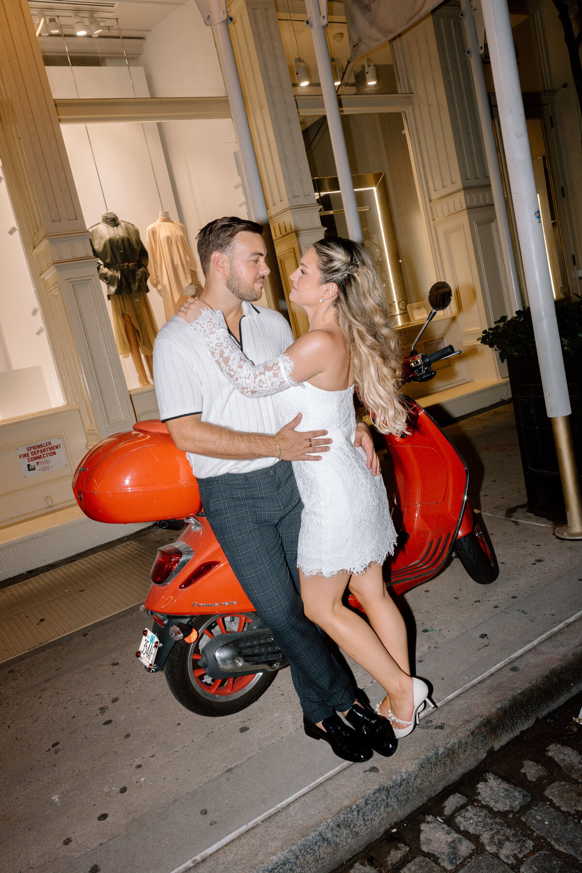 Tatia & Marco - NYC Soho Manhattan - Engagement Previews 065