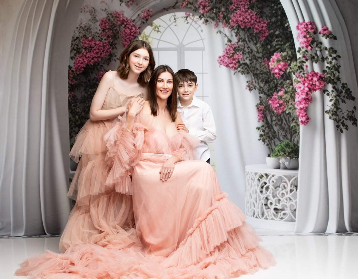 Sibling and Family Studio Portraits | Phoenix Kids Photographer