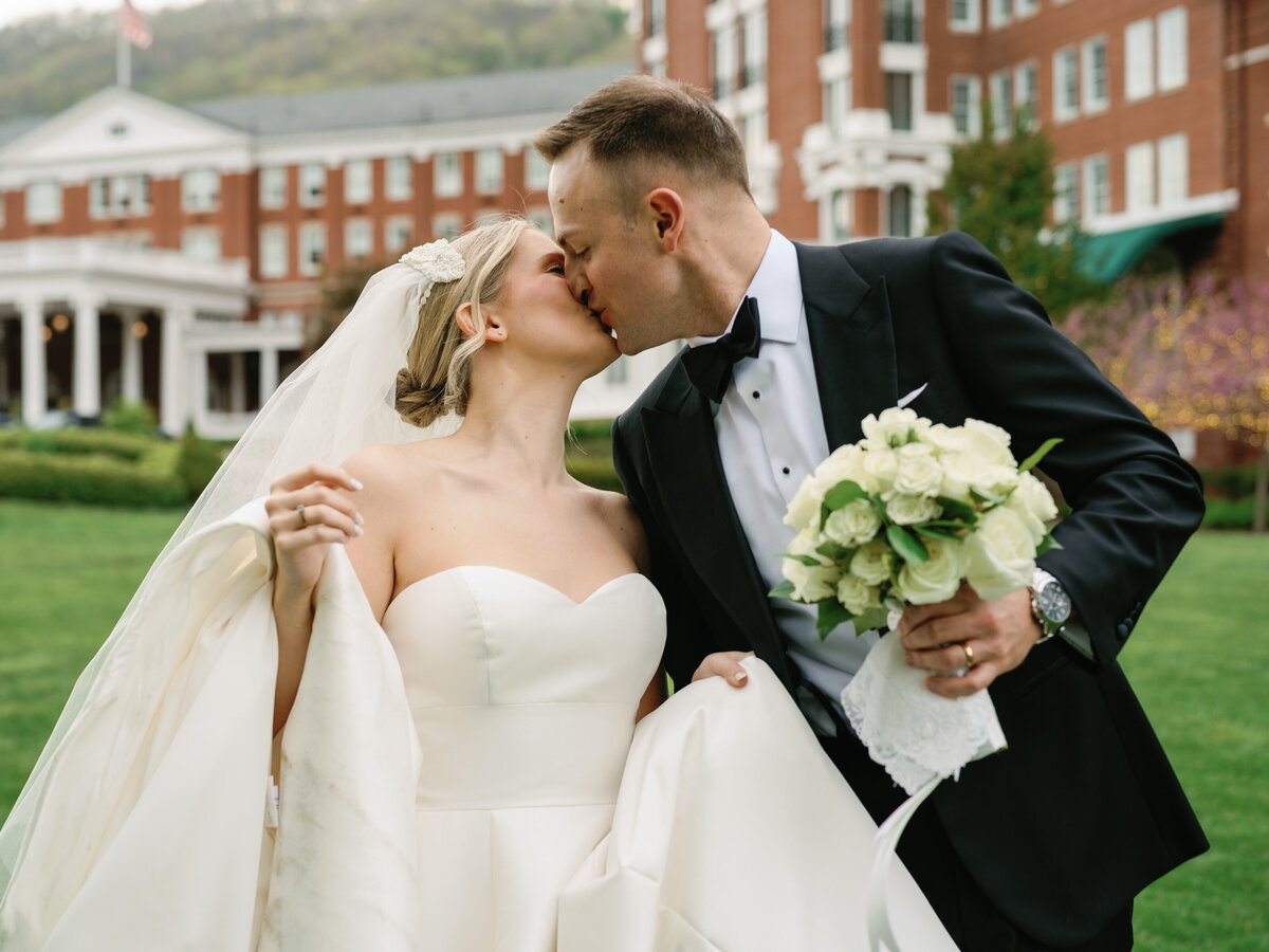 Erin+Shaun_Wedding_FoxtailCo-632