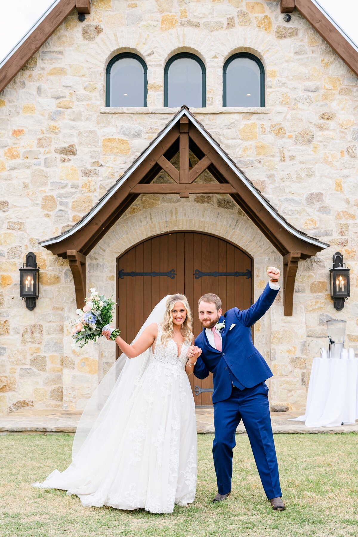 Hidden River Ranch Wedding Photographer in Lampasas Texas-79
