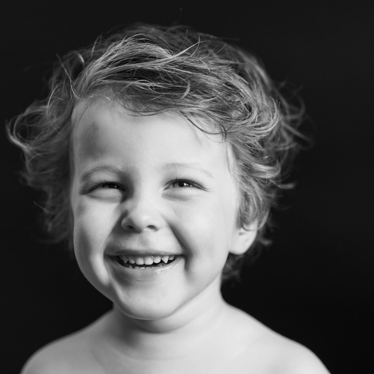 6-luca-bw-13_3500