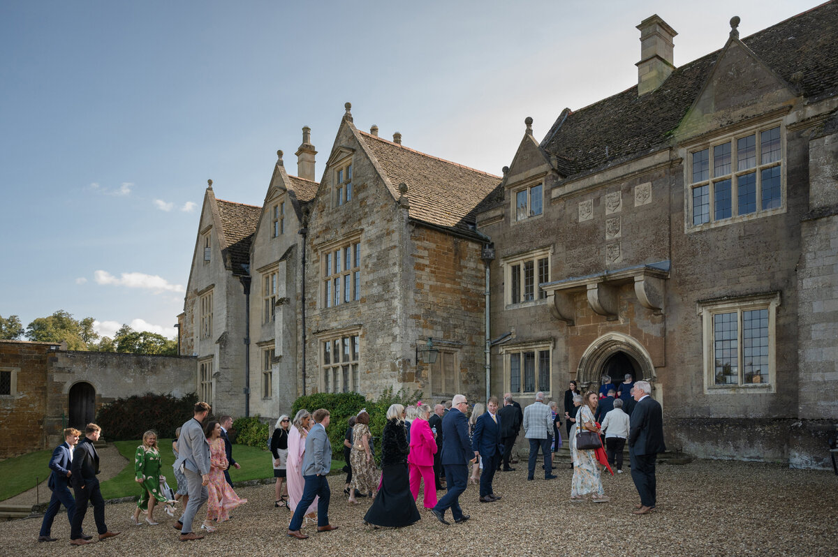 Rockingham-Castle-wedding-photography-1044