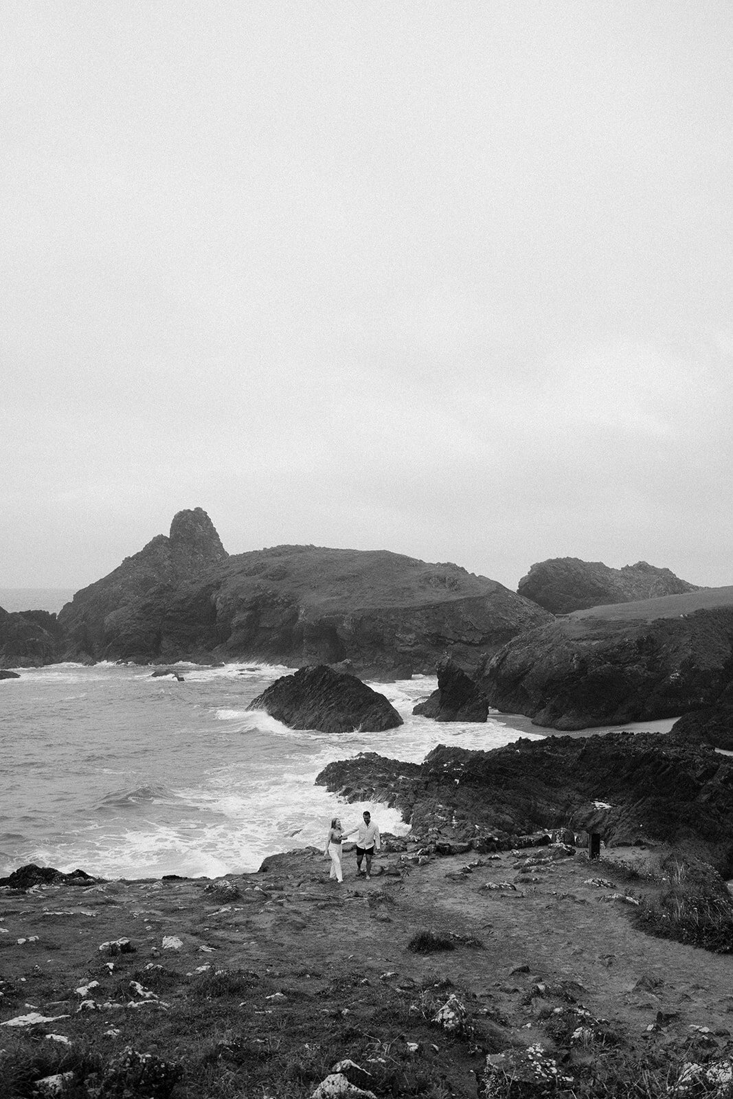 Naomi & Sam - Kynance Cove-113