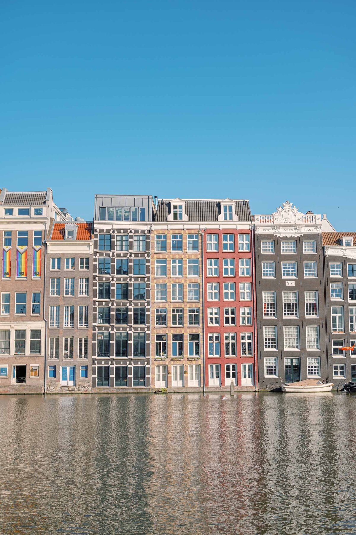 propose-amsterdam-canals-05