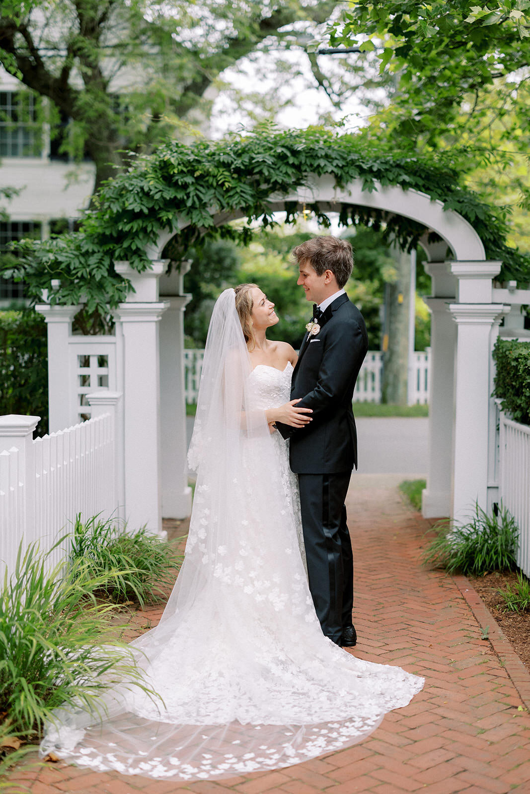 Harbor View Hotel Martha's Vineyard-Halie Child Wedding Photography-153