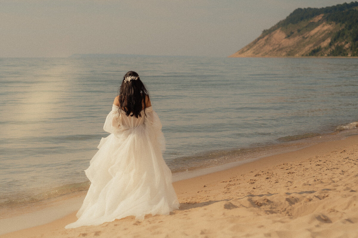 michigan hawaii elopement photographer
