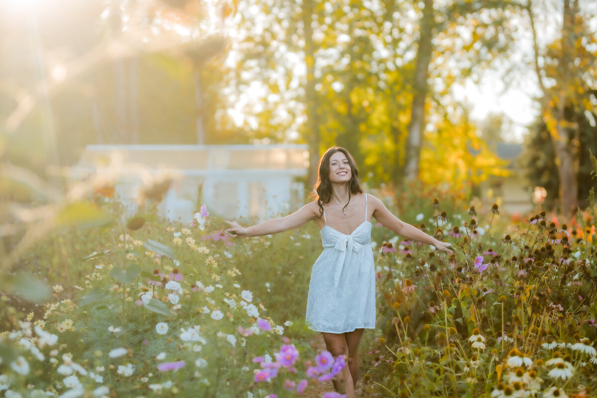 Seattle Senior Photographer | Heleyna Holmes Photography