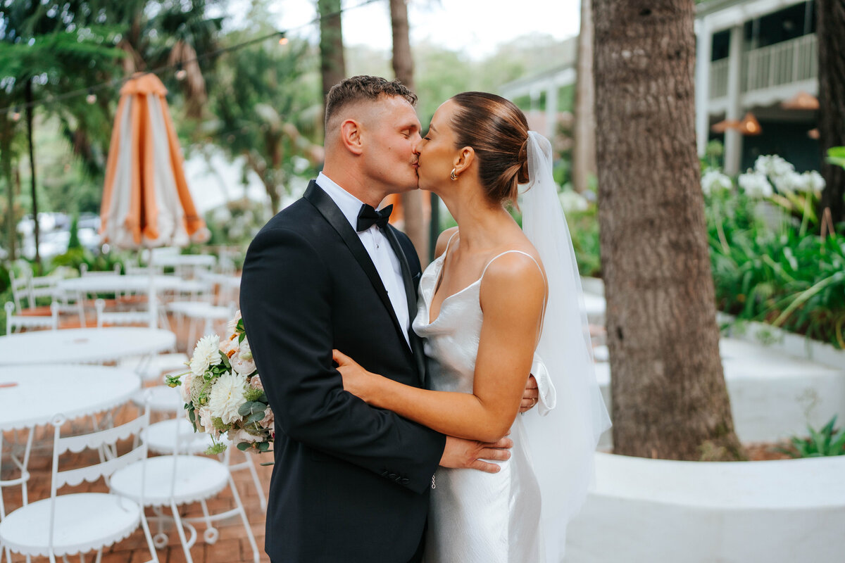 isabelle-alex-whalley-wedding-preview-22