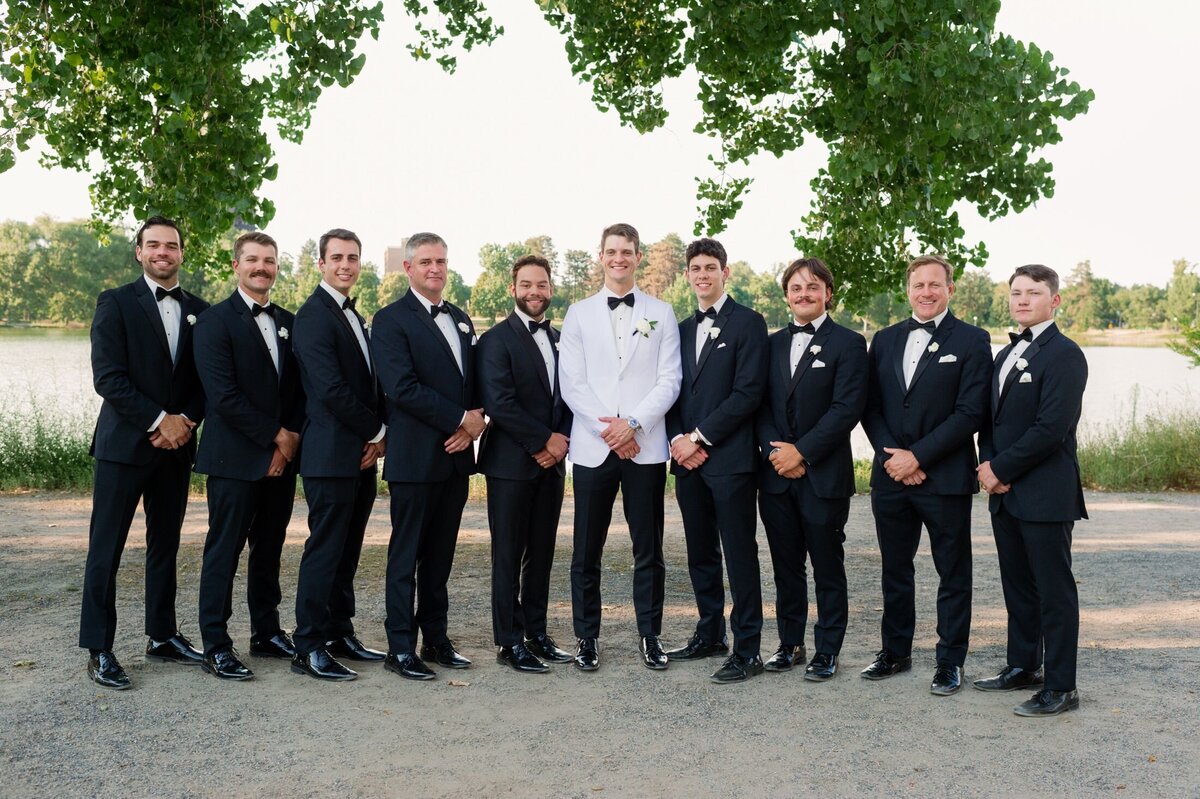 groomsmen