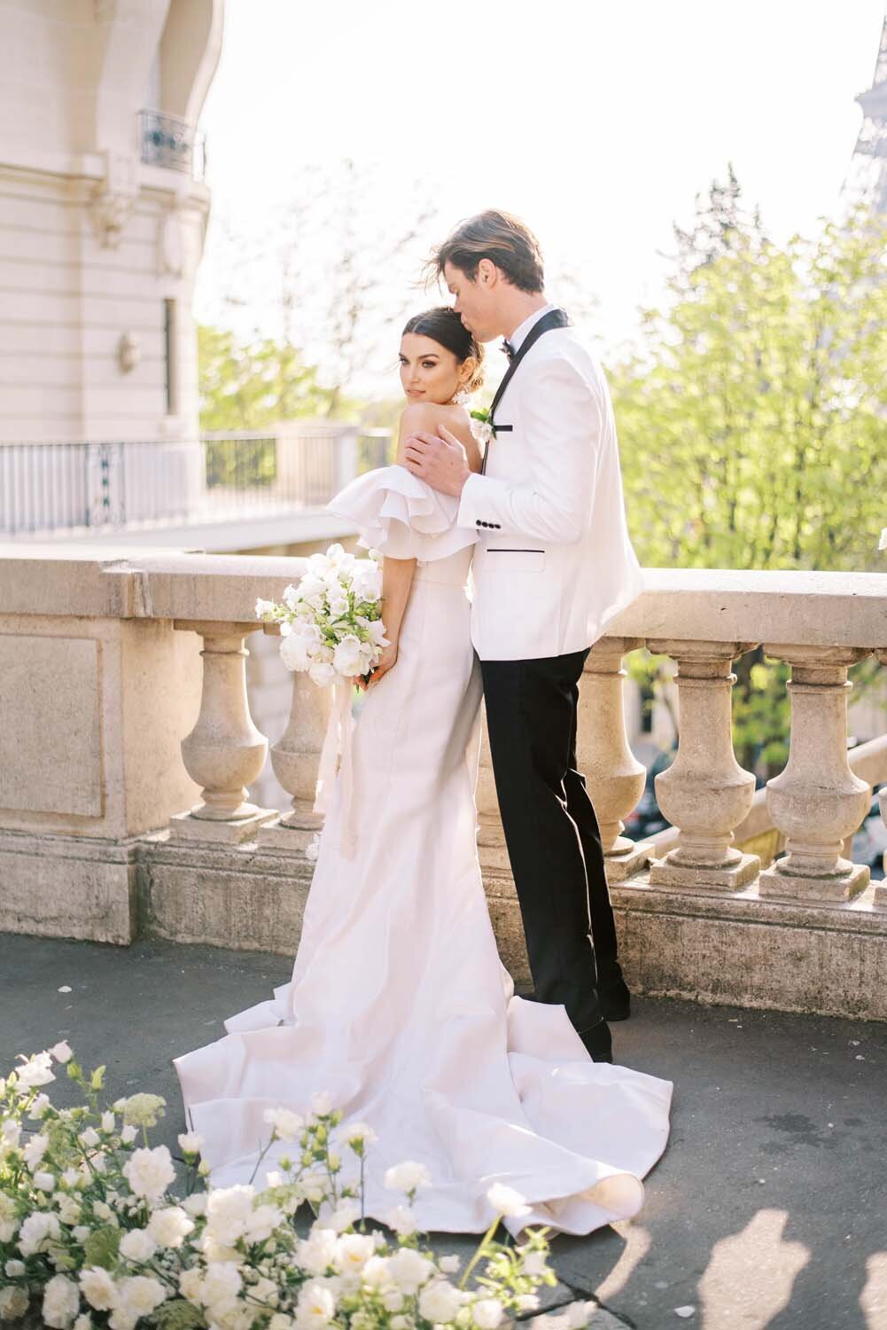 Eiffel Tower Paris wedding editorial veronique Lorre floral designer Marchesa Gown Ruth Terrero Photography8