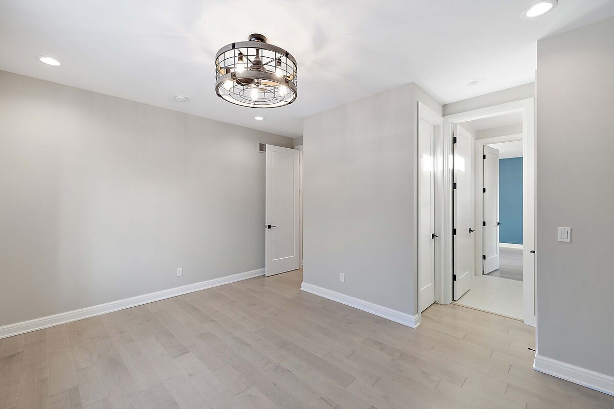 6655 Roseberry Interior-33