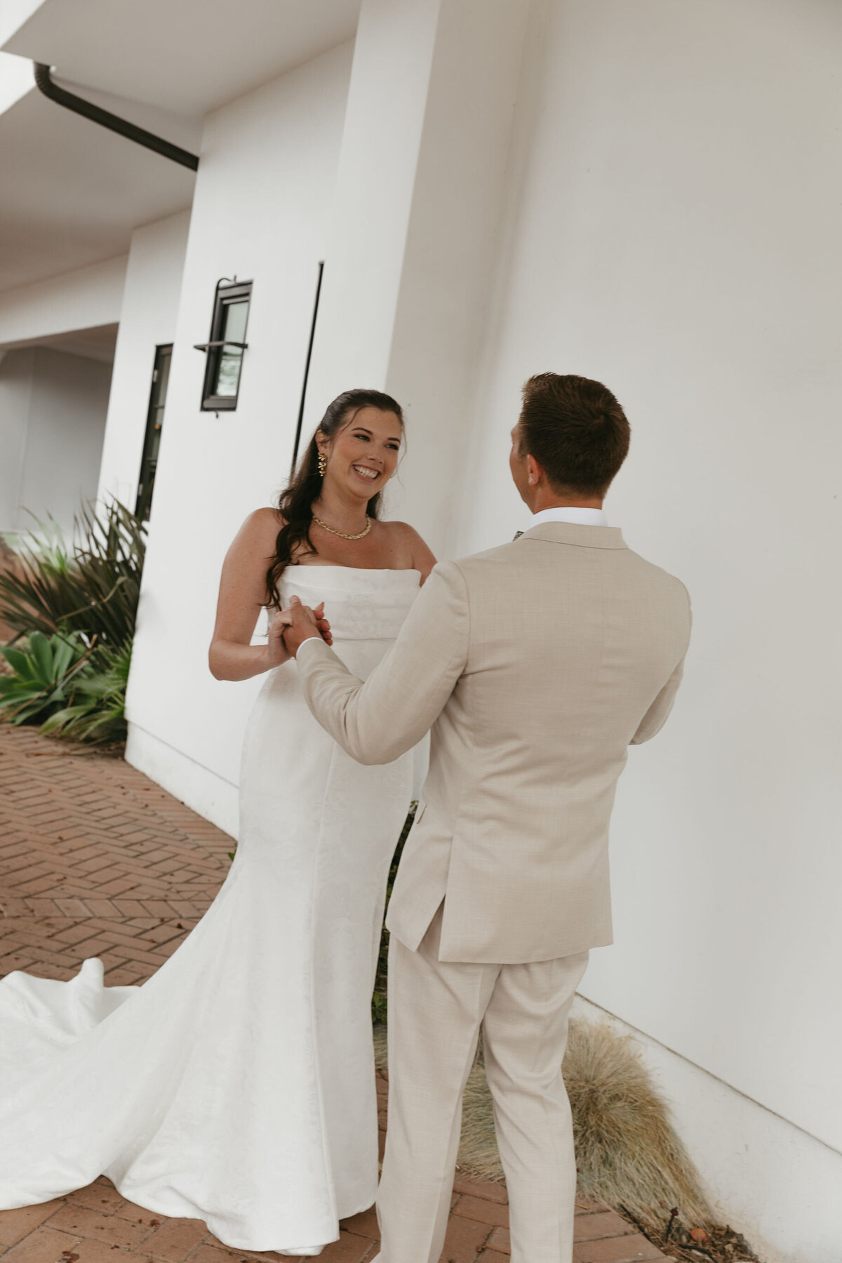 pretty-palm-leaf-event-co-rebekan-and-ben-wedding-ole-hanson-4