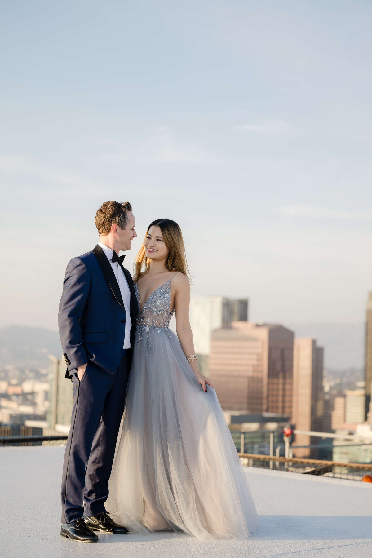 rooftop-proposal-downtown-los-angeles-karina-pires-photography-2