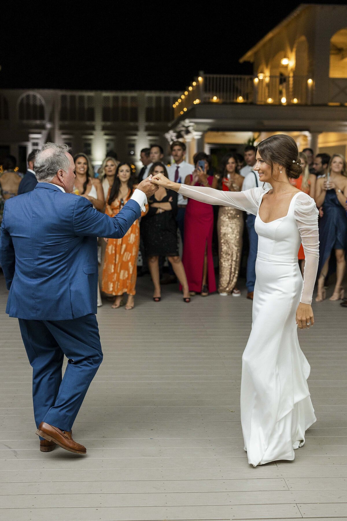 Beach Club Modern Chic Wedding with Touches of Pearl and Gold - Top East Coast Wedding Photography - Ashley Mac Photographs - New Jersey - New York - Connecticut - Rhode Island -67