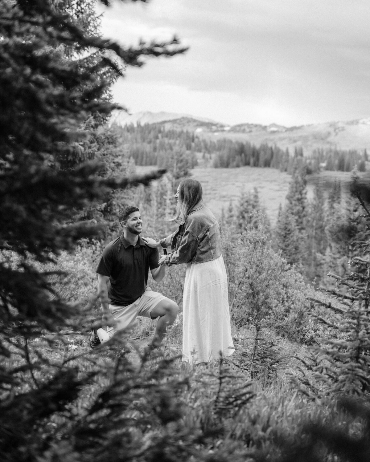 Vail-Colorado-Mountain-Surprise-Proposal-Engagement-Session-Savannah-Josh-Dani-Haims-Photography-8