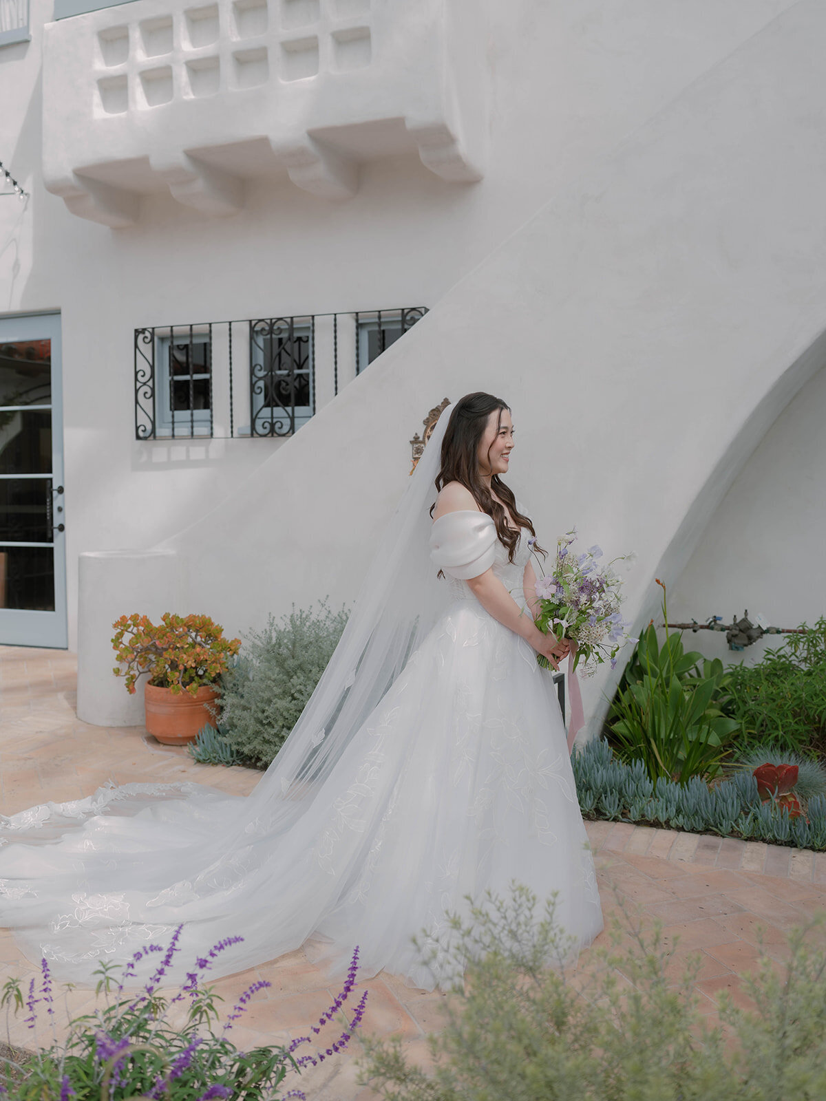 pretty-palm-leaf-event-co-susand-and-david-wedding-at-agape-1928-10