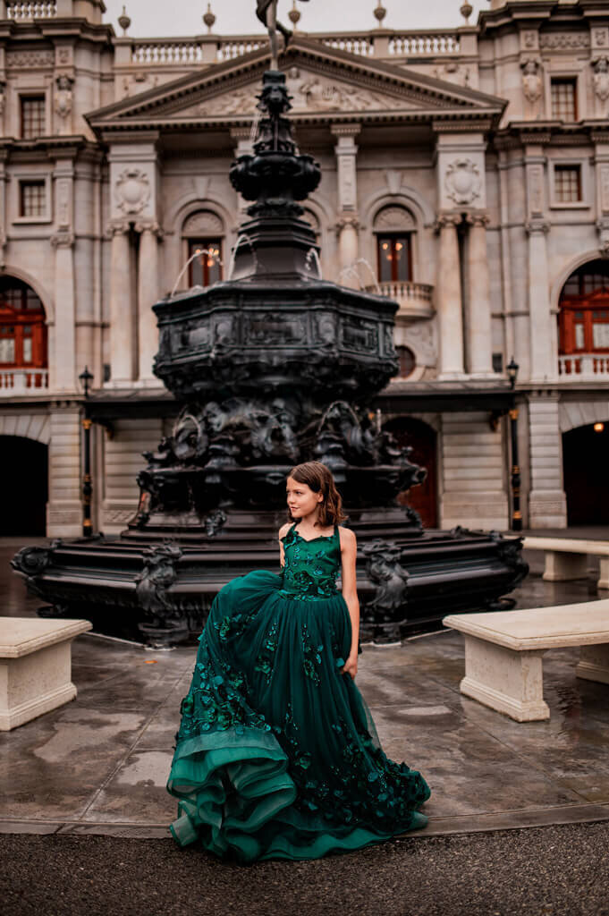 Universal-Studios-Wizarding-World-Photographer_3395