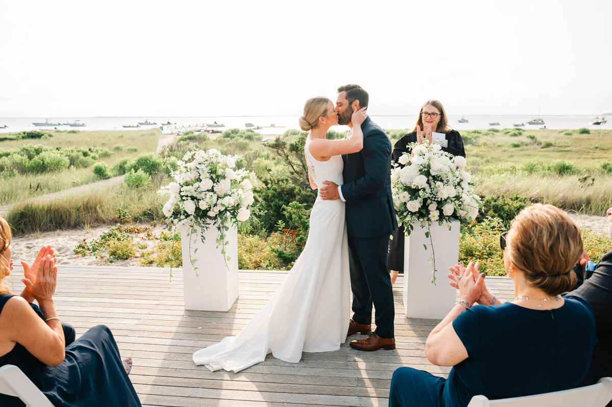 zen-deck-ceremony-wauwinet