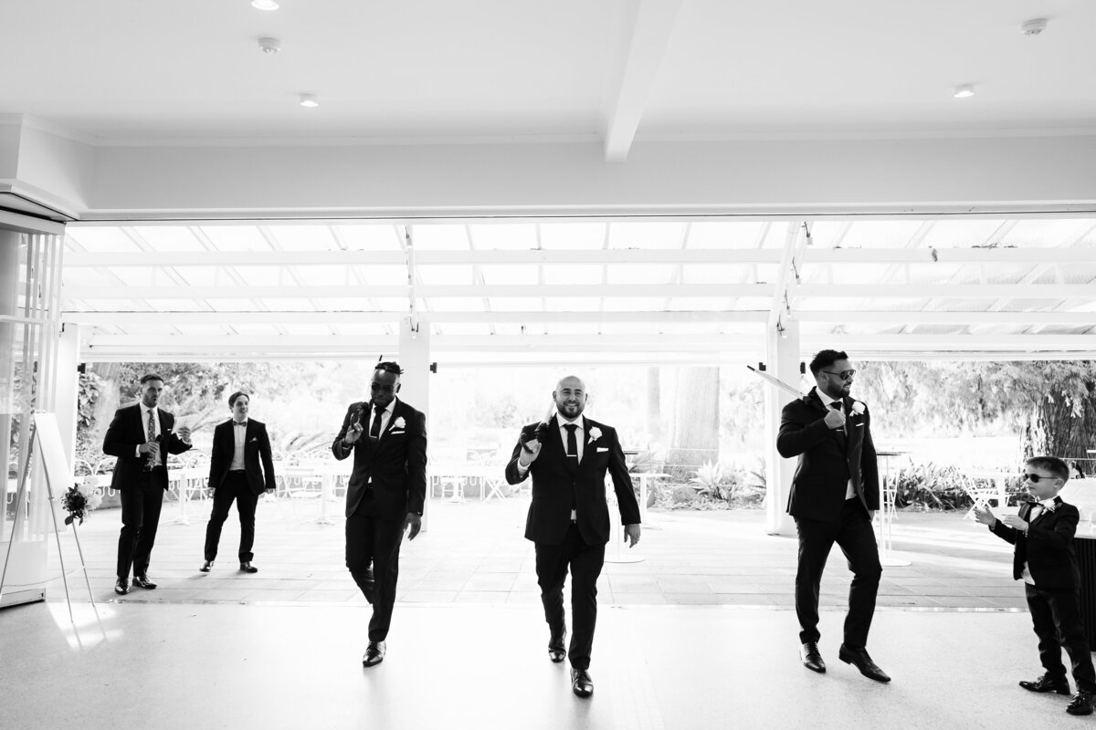 Courtney Laura Photography, Royal Botanical Gardens, The Terrace, Yarra Valley Wedding Photographer, Zoe and Sergio-337