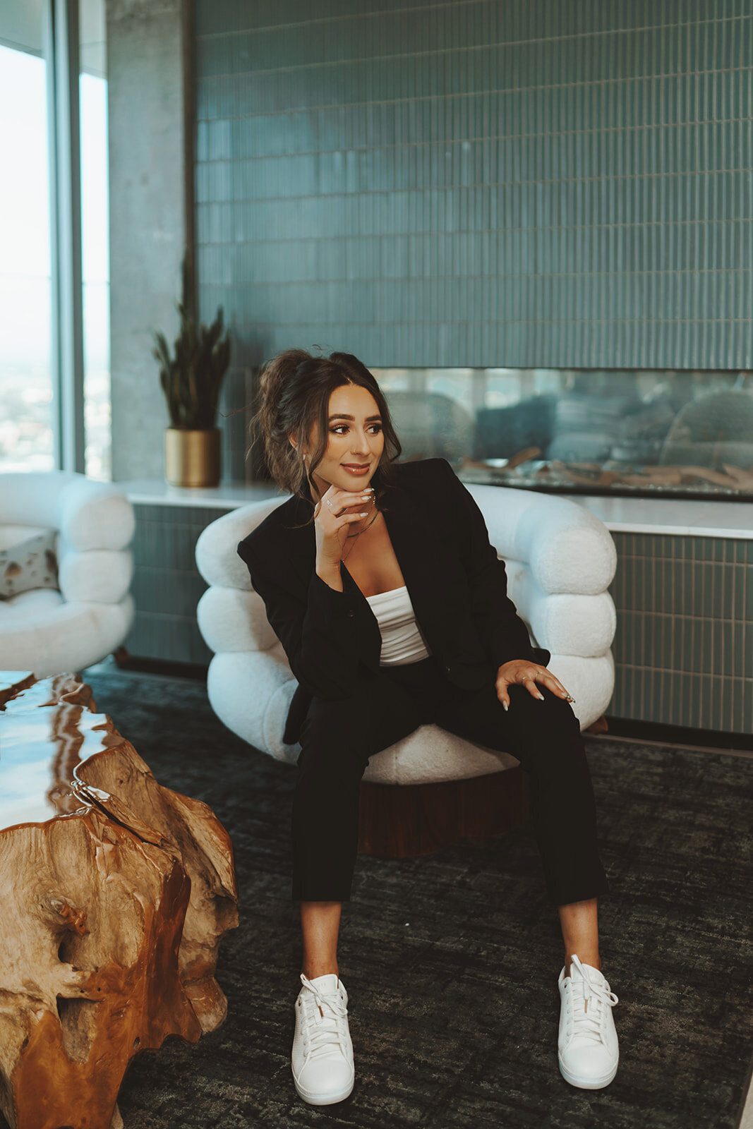 Tabetha-Branding-LeightBox Photo 171__websize