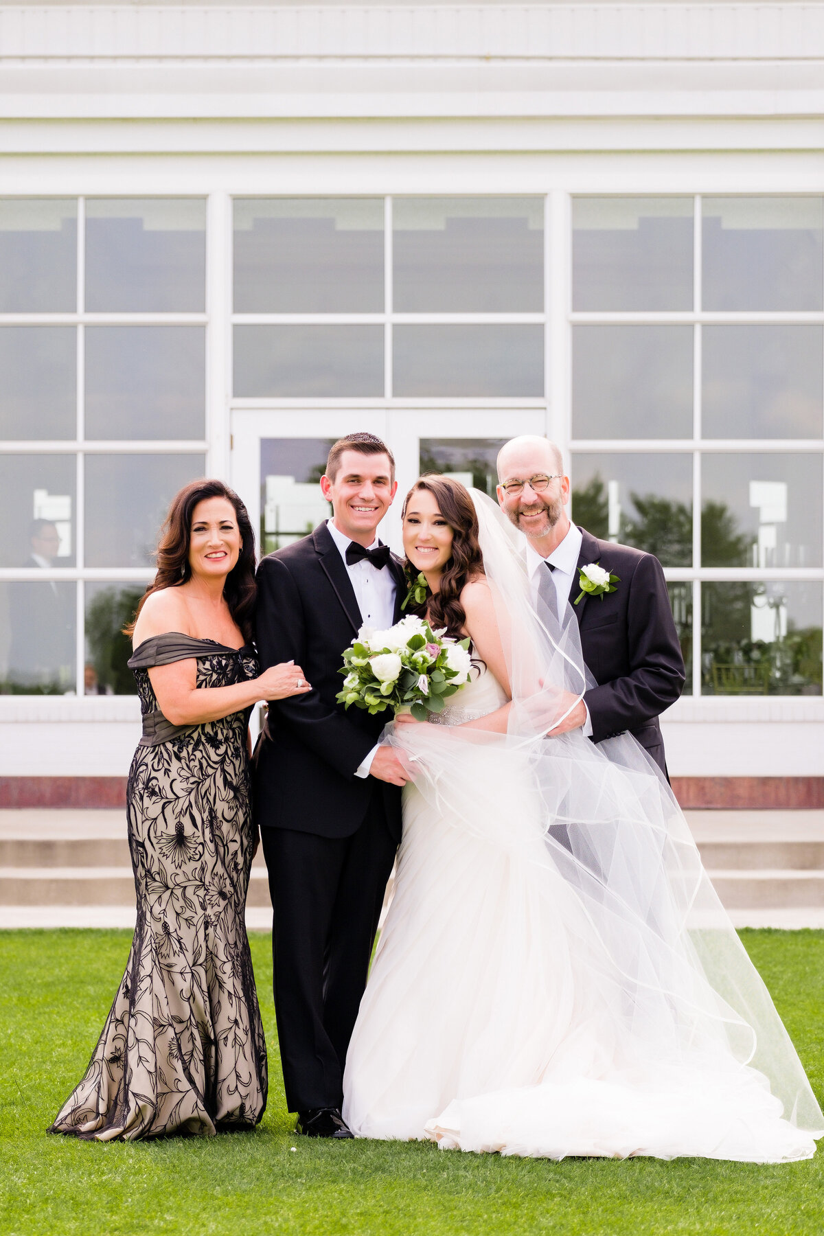family photos outside of Allegheny Country Club in Sewickley