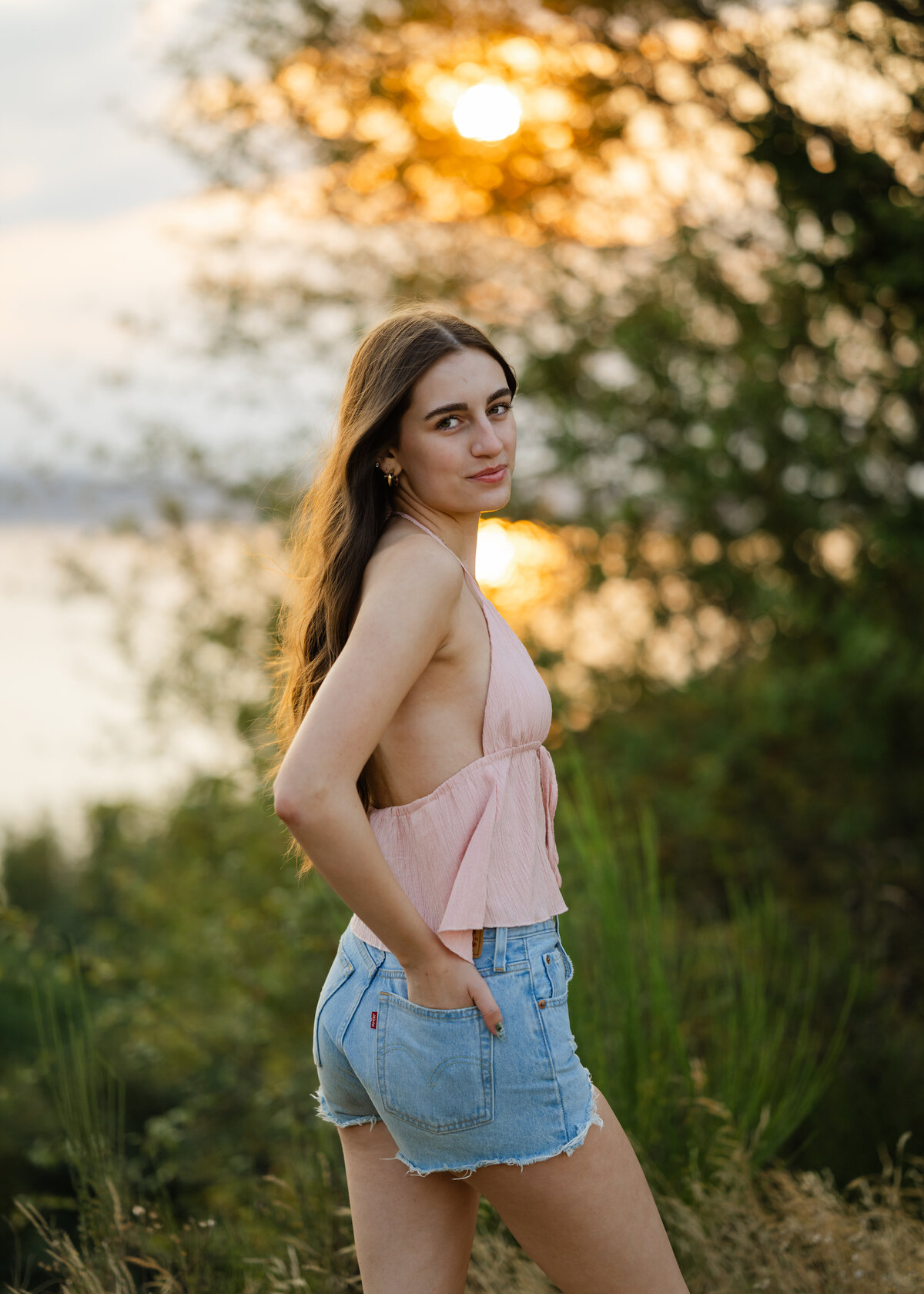 discovery park high school senior sunset summer bluff