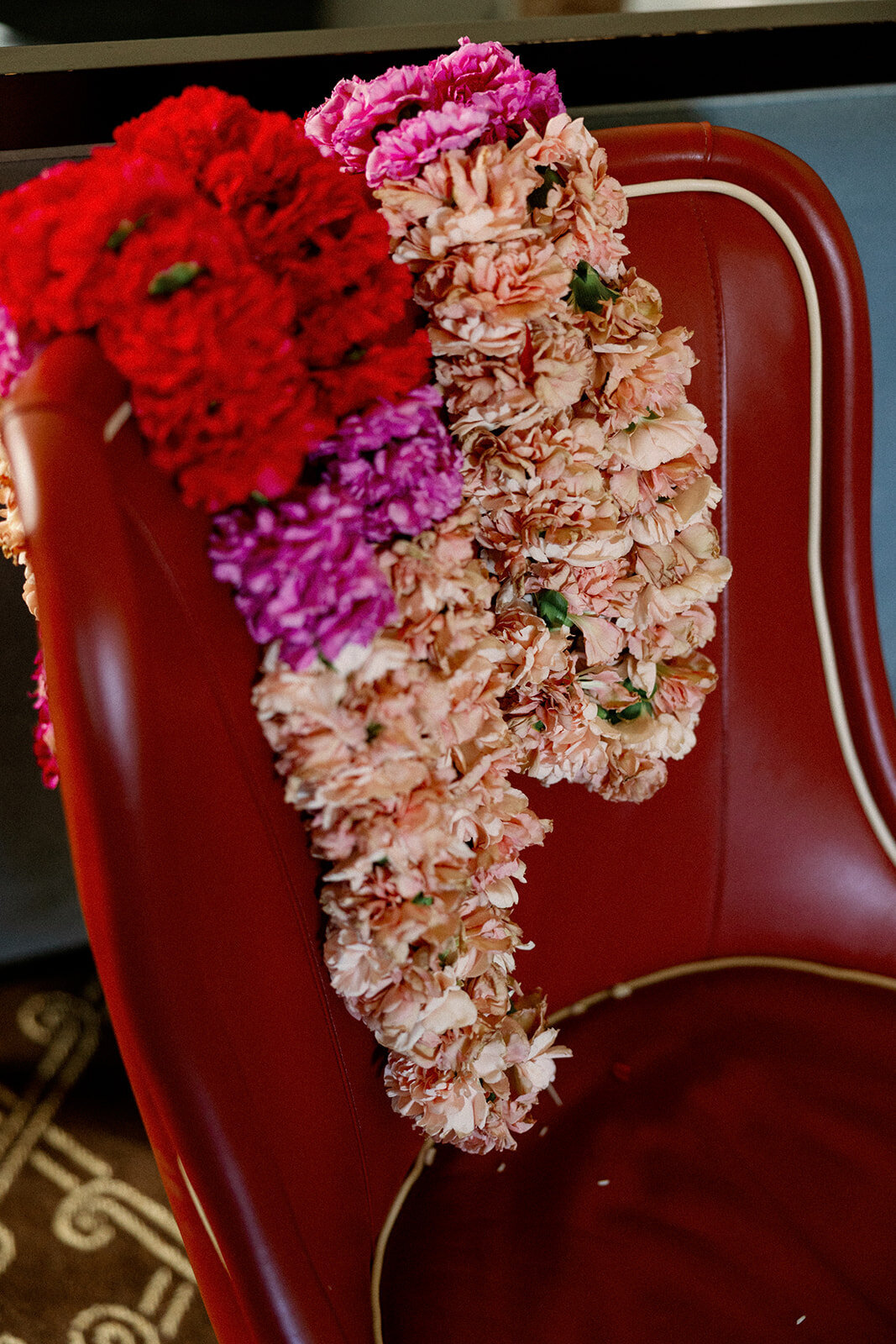 Modern Indian Wedding at Chicago Cultural Center Tiffany Dome_10