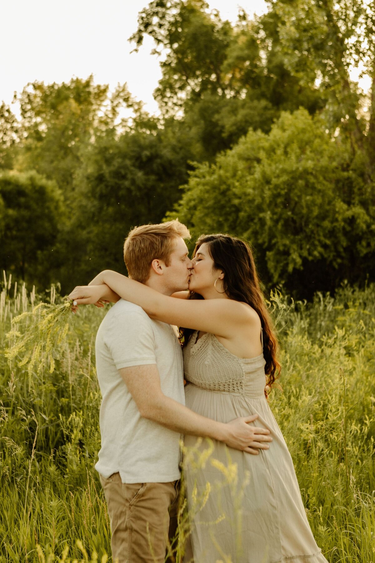maternity-session-open-field-12