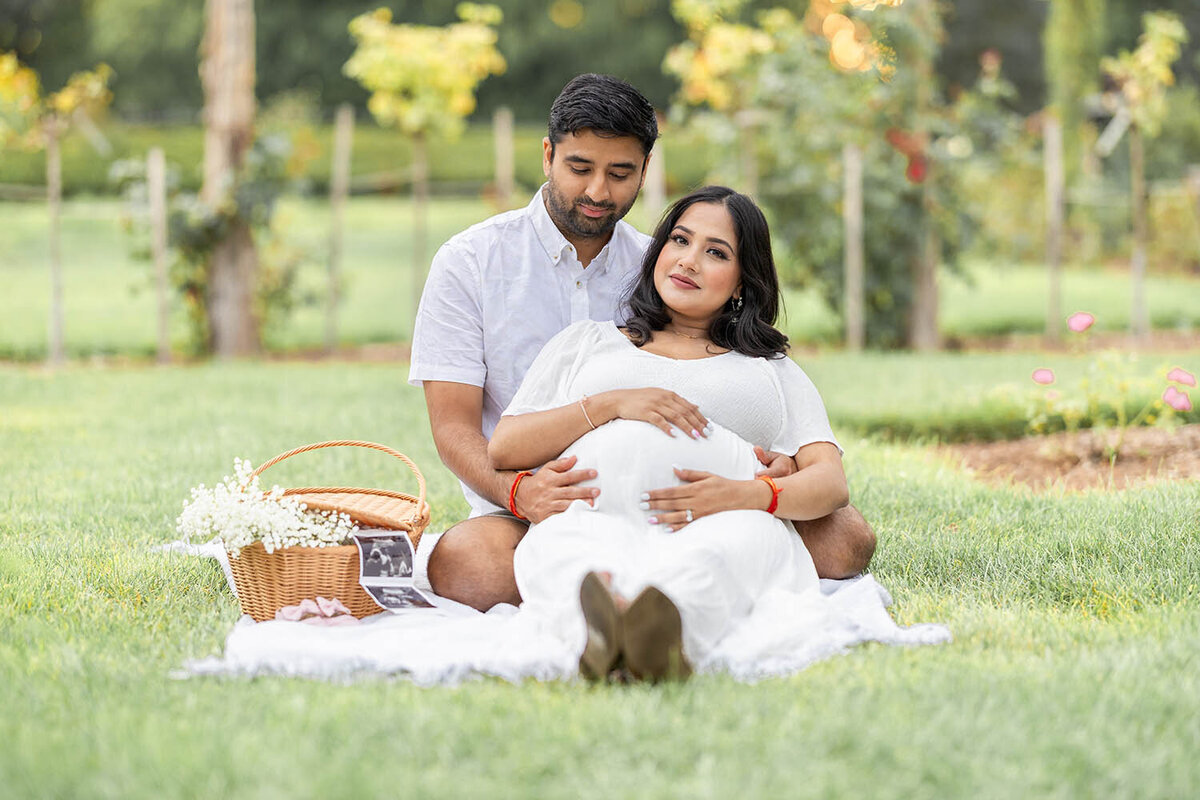 rose-garden-maternity-session-connecticut-2