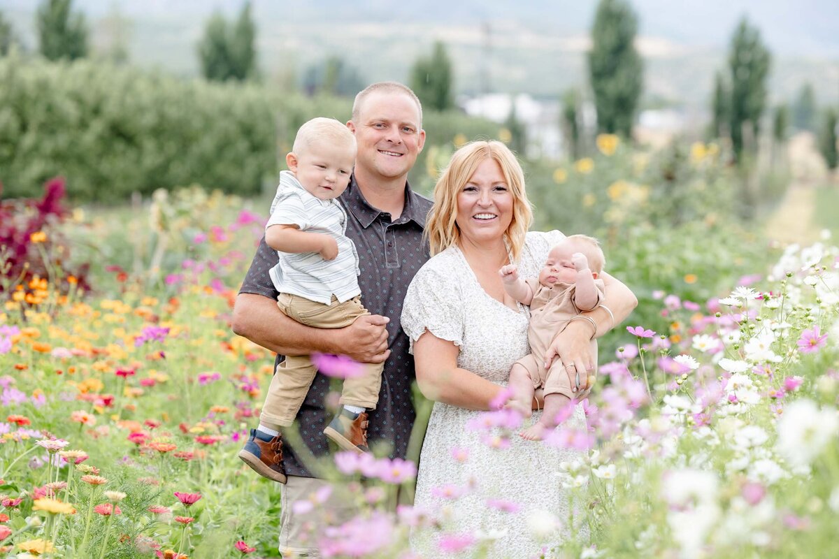 UT-County-Family-Session-Magnolia-And-Grace-Photography-Co-Flower-Garden-Session-Santaquin-AlysonC# (1)-11