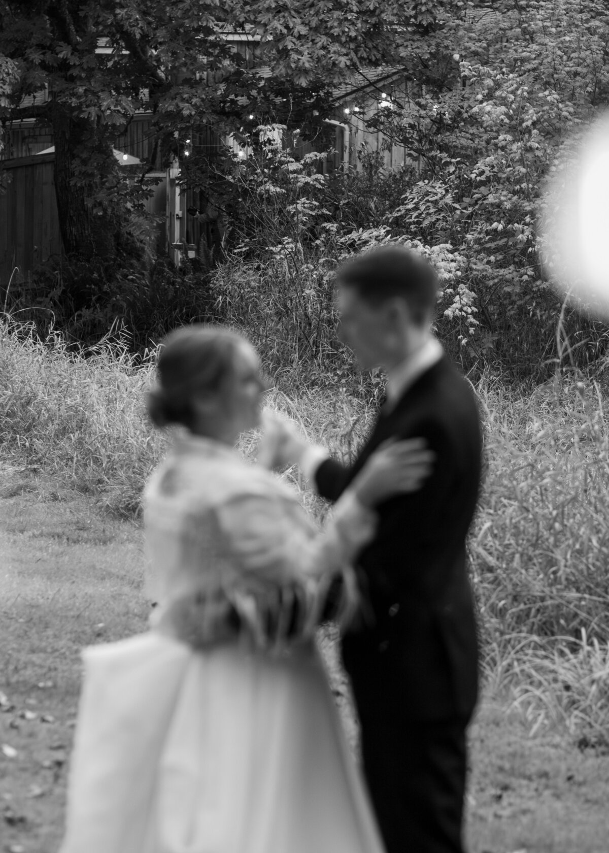 Motion-blur-documentary-style=wedding-photography-jennifer-moreno-photography-River-Valley-Oasis