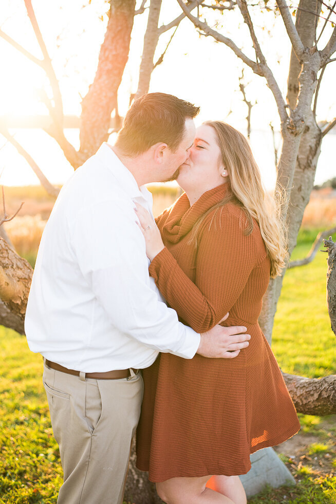gwendolyn-ruth-photography-annika-jason-dogs-engagement-nantasket-beach-massachusetts-15