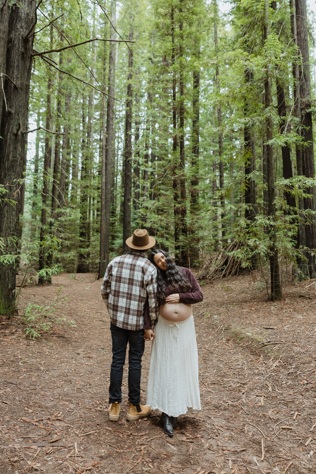 Kaila and Aaron - Maternity Photoshoot  - Sep 2025 - JessicaCarrollPhotographer-17